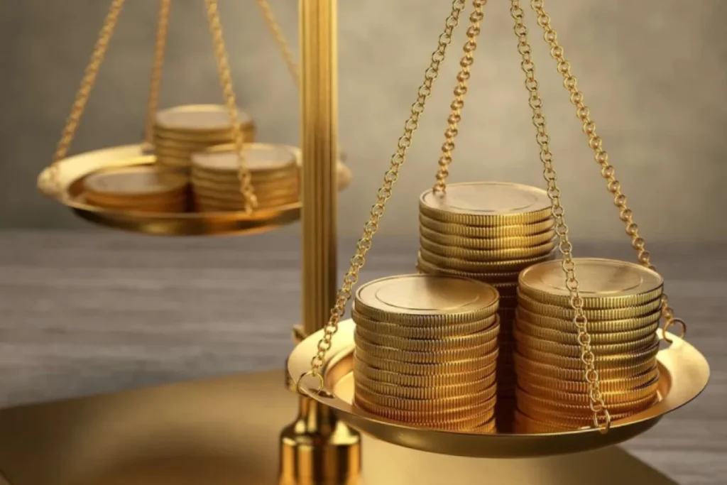 سکه امامی یا سکه بهار آزادی؟ مقایسه کامل برای سرمایه گذاری 1404